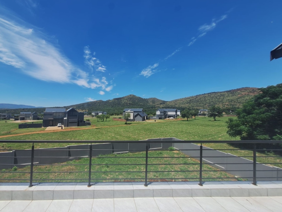 To Let 4 Bedroom Property for Rent in Redstone Private Country Estate North West